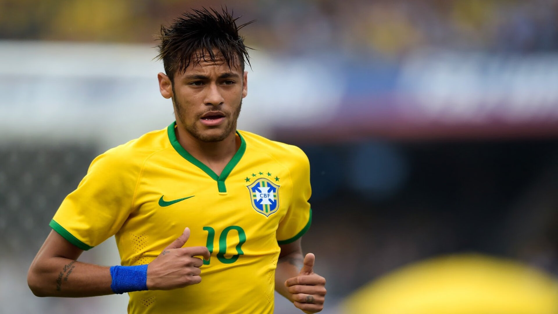 亚洲杯预选赛竞争激烈，新秀球员崭露头角，亚洲杯预选赛首发