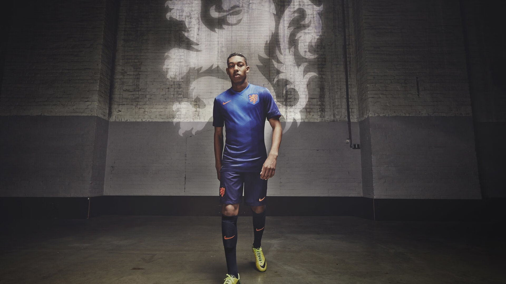 博卡球员抗压选位不佳，空档被放大，博卡知名球星